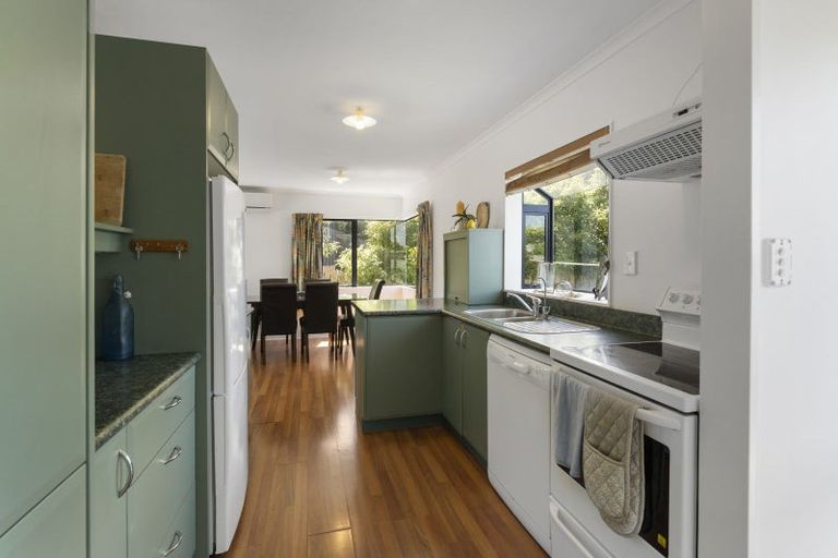 Photo of property in 4 The Avenue, Otaki Beach, Otaki, 5512