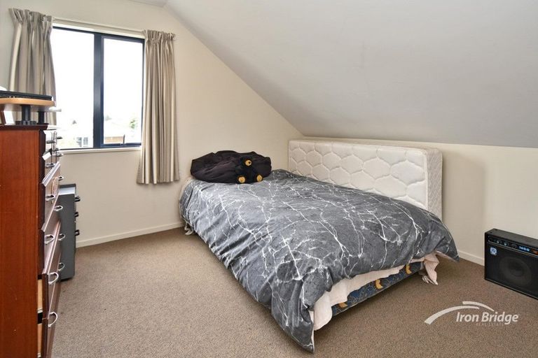 Photo of property in 1/75 Thackeray Place, Waltham, Christchurch, 8023
