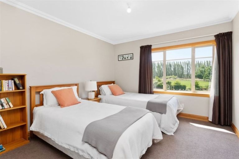 Photo of property in 704 Hills Road, Marshland, Christchurch, 8051