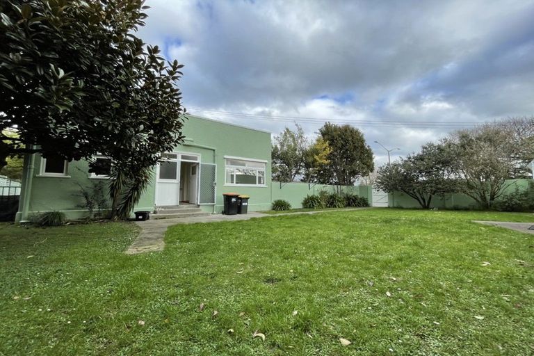 Photo of property in 189 Cook Street, West End, Palmerston North, 4410