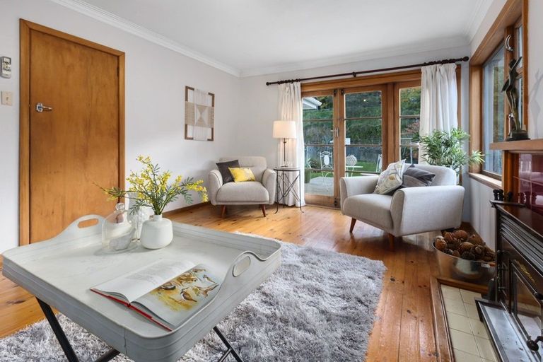 Photo of property in 312 Main Road, Tawa, Wellington, 5028