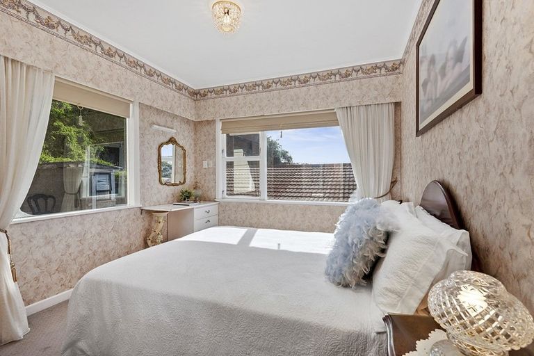 Photo of property in 26 Ferry Street, Seatoun, Wellington, 6022