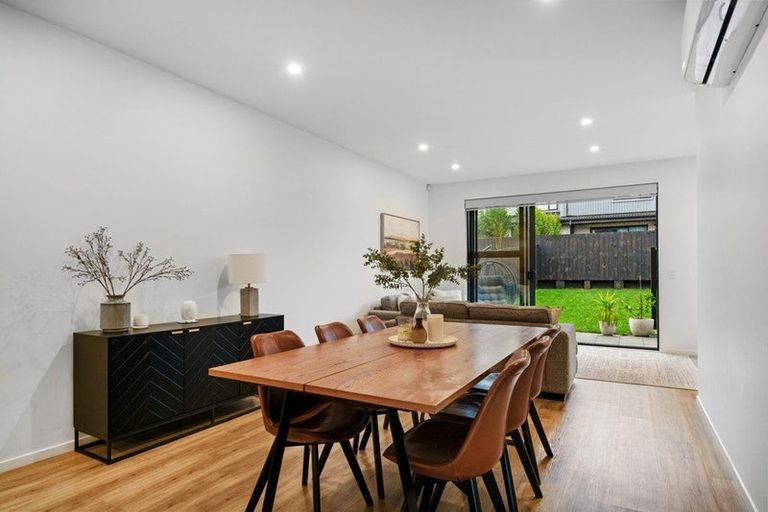 Photo of property in 31 Peihana Road, Hobsonville, Auckland, 0616