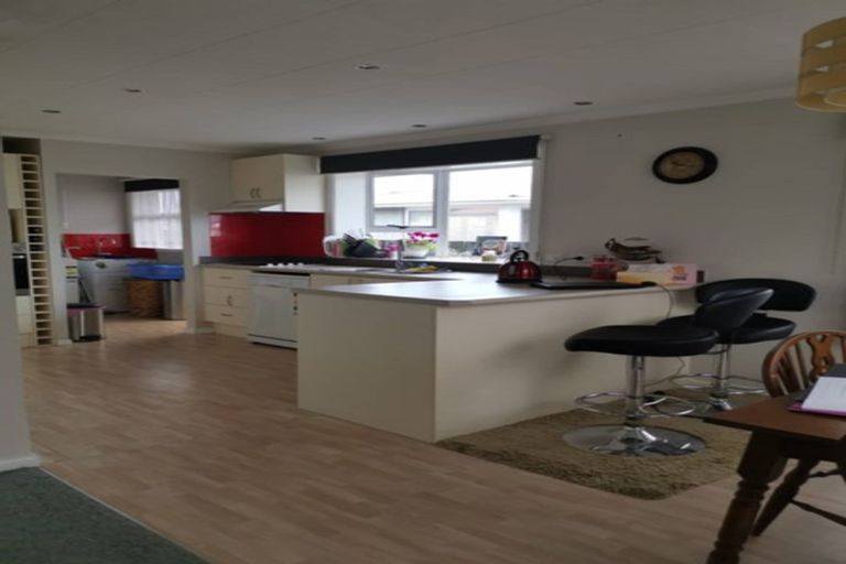 Photo of property in 86 Effingham Street, North New Brighton, Christchurch, 8083