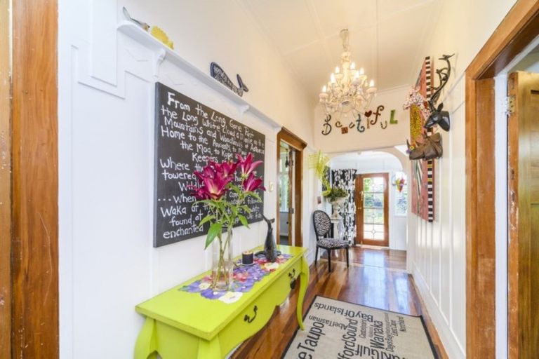 Photo of property in 320 Featherston Street, Palmerston North, 4410