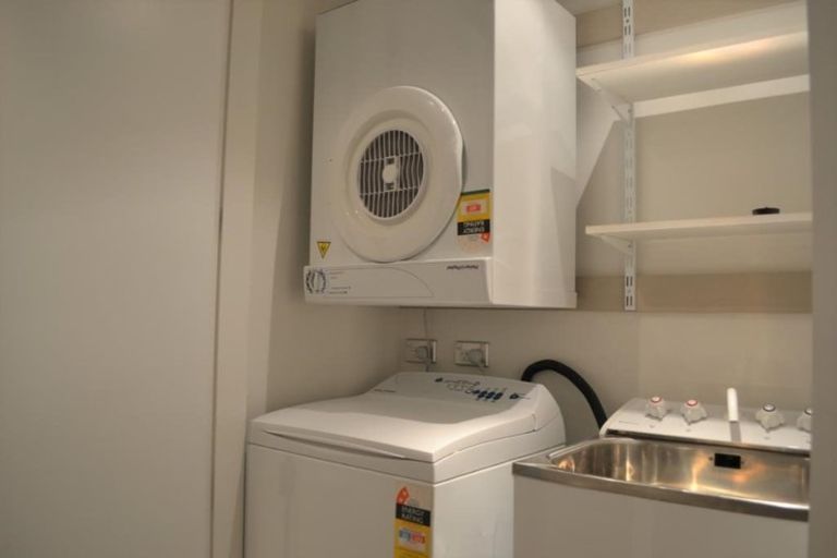 Photo of property in Mariner, 1a/140 Oriental Parade, Oriental Bay, Wellington, 6011