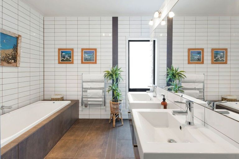 Photo of property in 19 Oaktree Lane, Flagstaff, Hamilton, 3210