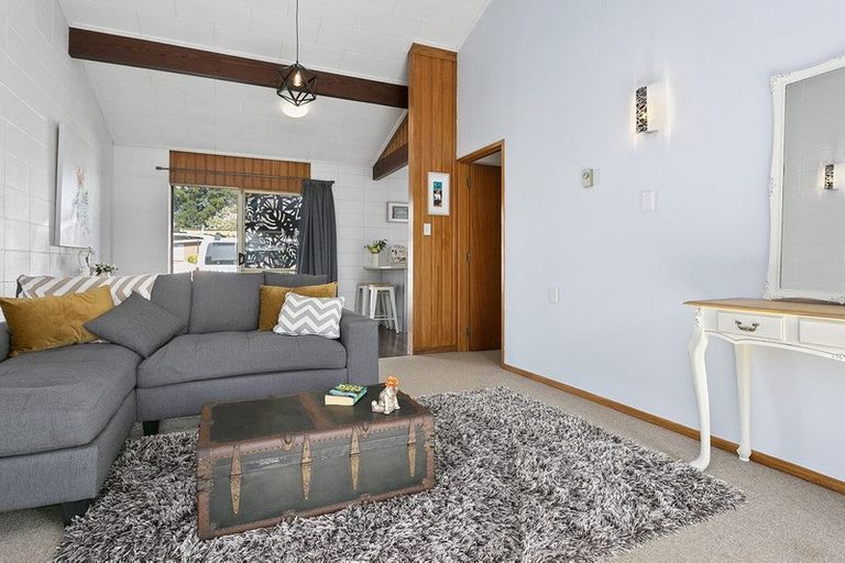 Photo of property in 80 Princes Street, Cambridge, 3434