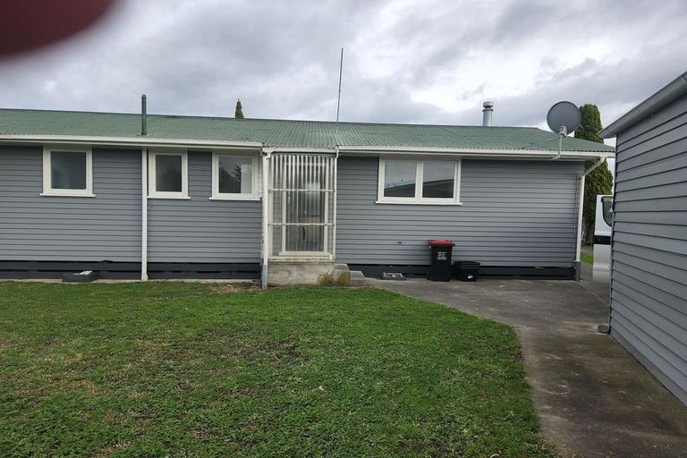 Photo of property in 12 Liverpool Crescent, Flaxmere, Hastings, 4120