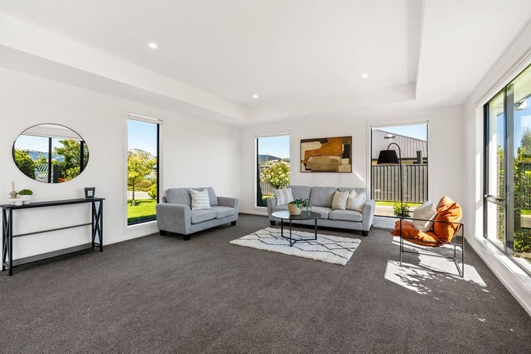 Photo of property in 12 Mellay Mews, Mosgiel, 9024