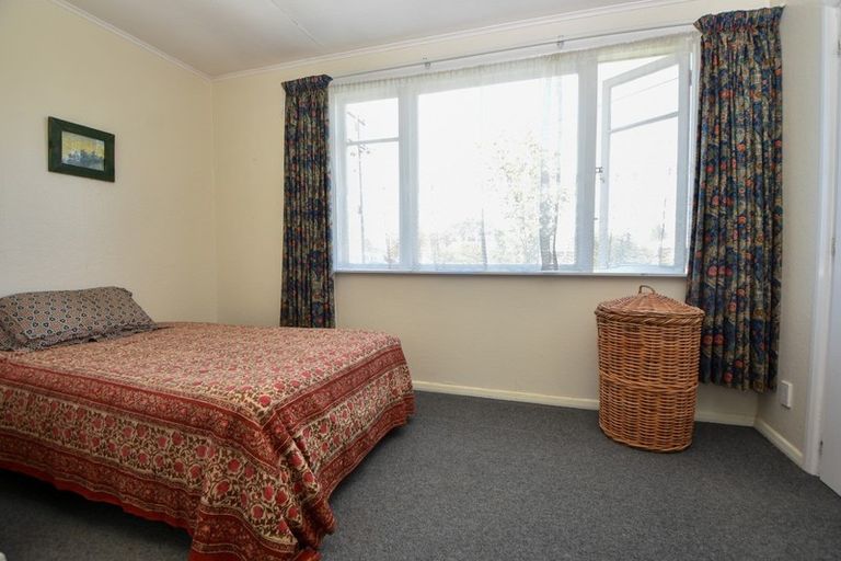 Photo of property in 13 Moreton Road, Carterton, 5713