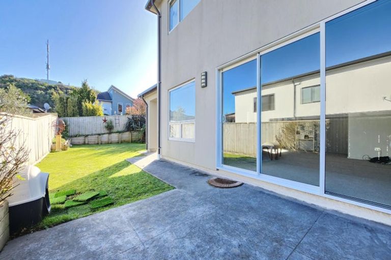 Photo of property in 66 Aotea Drive, Aotea, Porirua, 5024