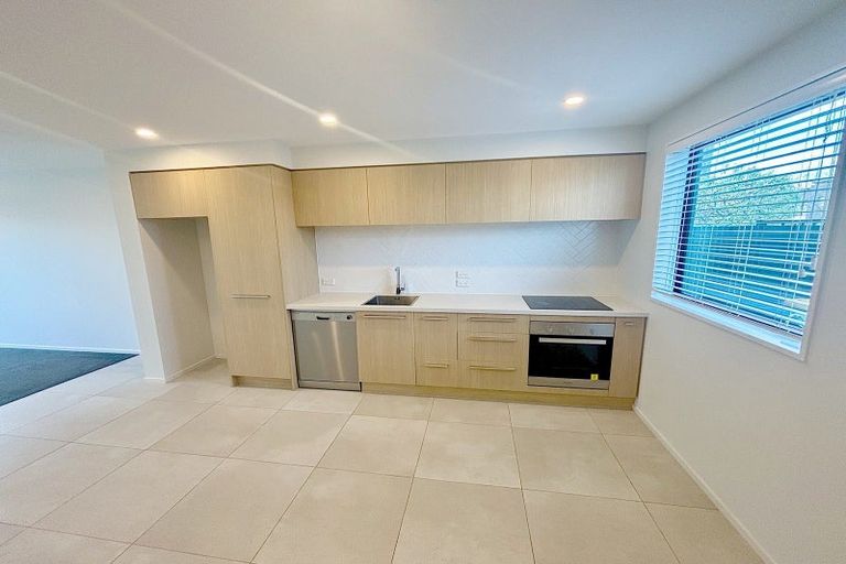 Photo of property in 116b Blenheim Road, Riccarton, Christchurch, 8041