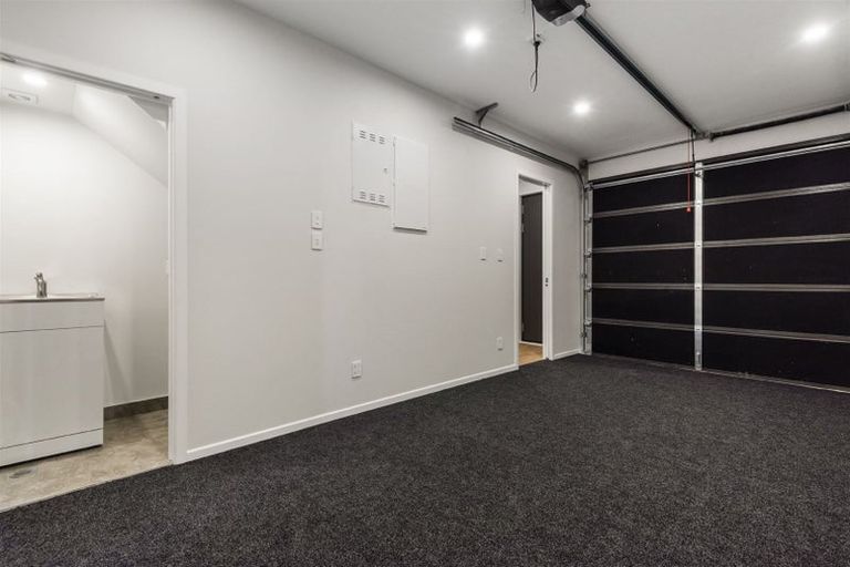 Photo of property in 2/14 Williamson Avenue, Belmont, Auckland, 0622