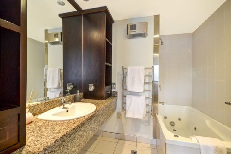 Photo of property in Breakfree Alpine Village, 25/643 Frankton Road, Queenstown, 9300