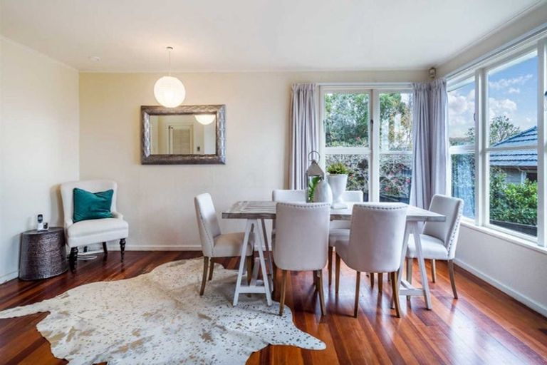 Photo of property in 2 Nutsey Avenue, Northcote, Auckland, 0627