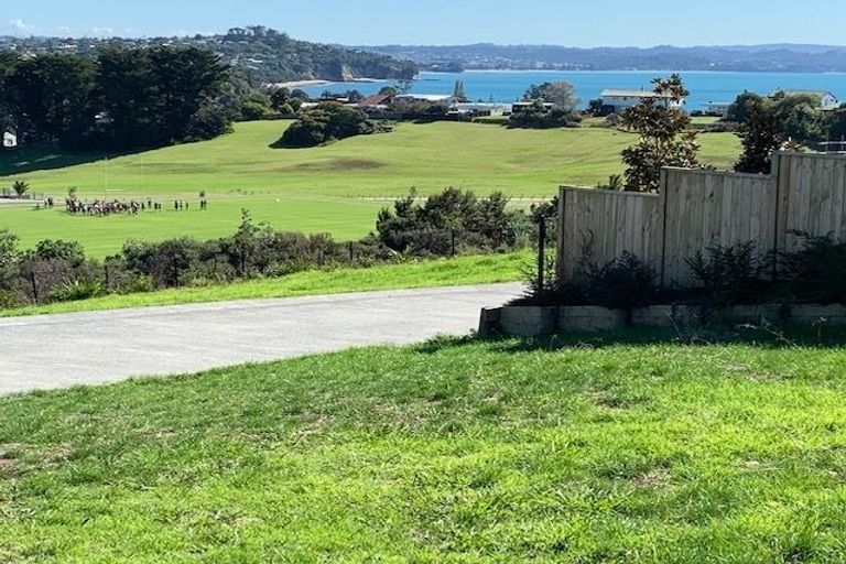 Photo of property in 2 Waititiro Rise, Stanmore Bay, Whangaparaoa, 0932