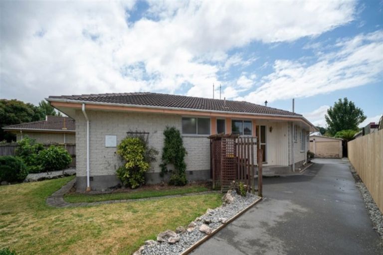 Photo of property in 8 Mahoe Street, Templeton, Christchurch, 8042