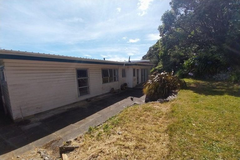 Photo of property in 4 Lynmouth Avenue, Karori, Wellington, 6012