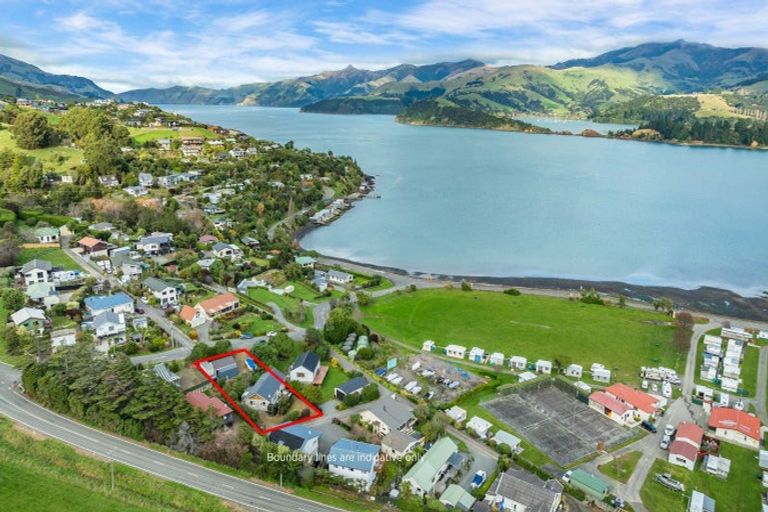 Photo of property in 11 Haywards Lane, Duvauchelle, 7581