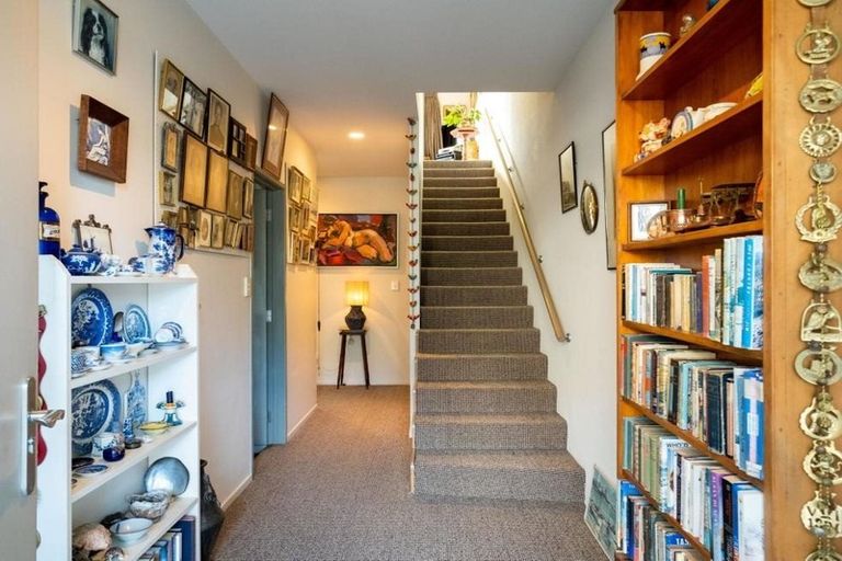 Photo of property in 11 Barry Street, Ahuriri, Napier, 4110