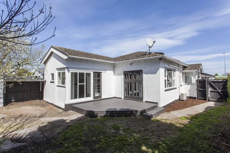Photo of property in 61 Rhona Street, Linwood, Christchurch, 8062