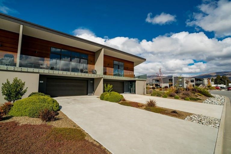 Photo of property in 11 Silverstone Drive, Cromwell, 9384