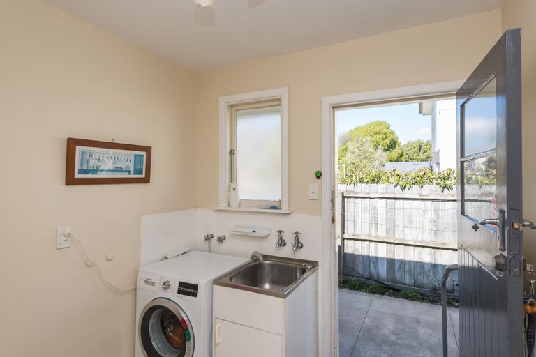 Photo of property in 24 Bishop Street, St Albans, Christchurch, 8014