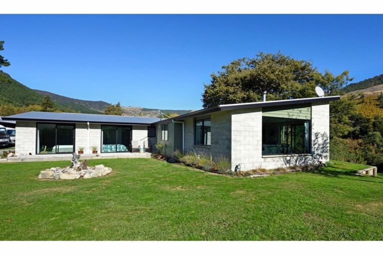 Photo of property in 158 Wakamarina Road, Canvastown, Havelock, 7178