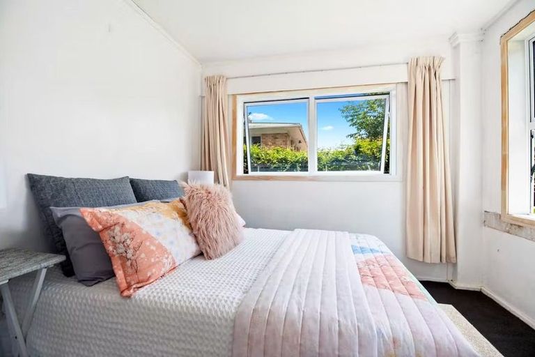 Photo of property in 180a Tuhikaramea Road, Dinsdale, Hamilton, 3204