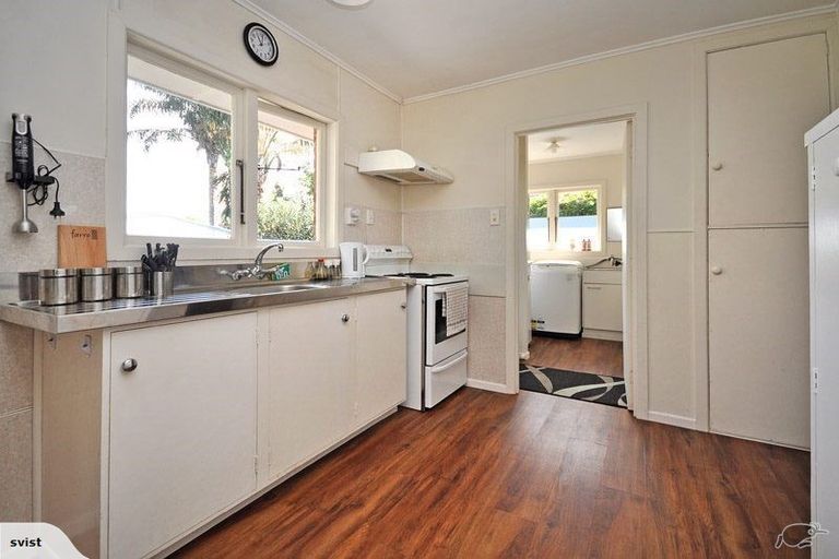 Photo of property in 34 Durham Street, Te Atatu Peninsula, Auckland, 0610