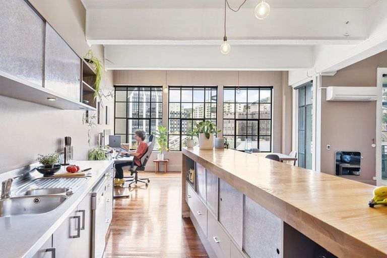 Photo of property in Dominion Apartments, 14/80 Victoria Street, Wellington Central, Wellington, 6011