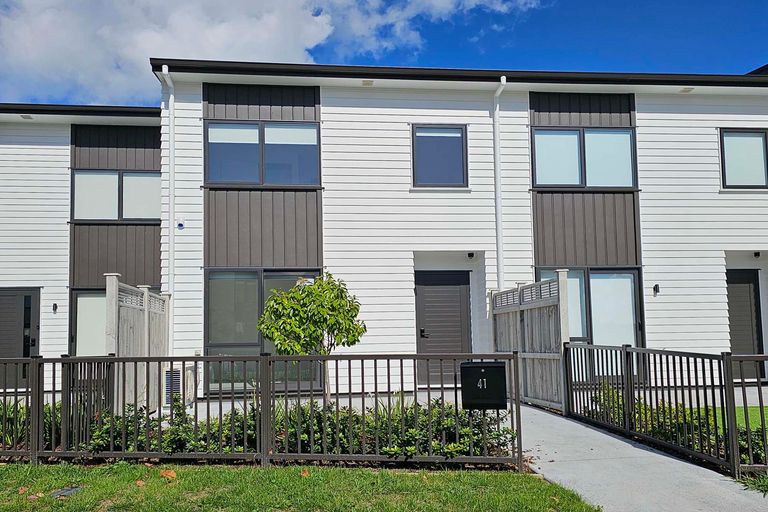 Photo of property in 41 Adlam Lane, Takanini, 2112