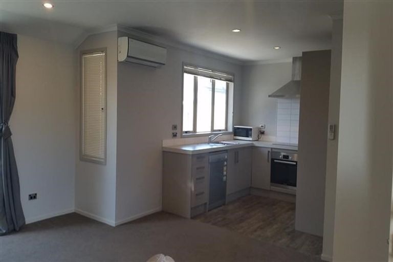 Photo of property in 5/114 Old Farm Road, Hamilton East, Hamilton, 3216