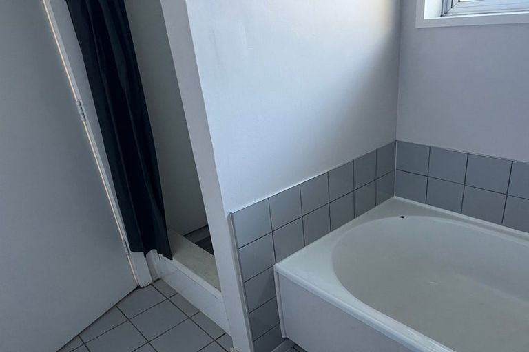 Photo of property in 1/51 Centaurus Road, Cashmere, Christchurch, 8022