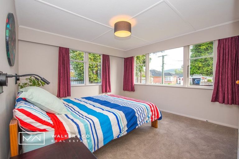 Photo of property in 1/4 Tui Grove, Elderslea, Upper Hutt, 5018