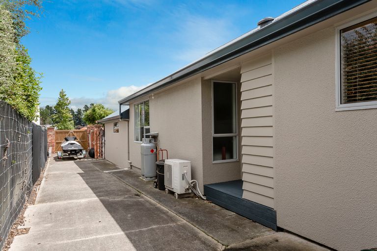 Photo of property in 71 Riccarton Road East, East Taieri, Mosgiel, 9024