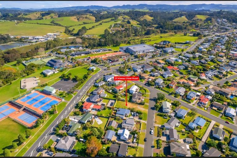 Photo of property in 31 Kawau View Road, Snells Beach, 0920