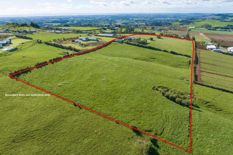 Photo of property in 118 Paparata Road, Bombay, 2675