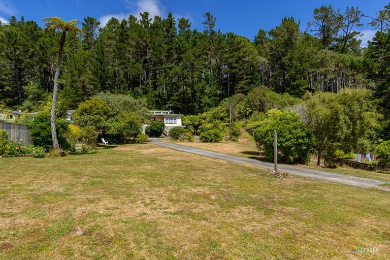 Photo of property in 58 Kamahi Street, Stokes Valley, Lower Hutt, 5019