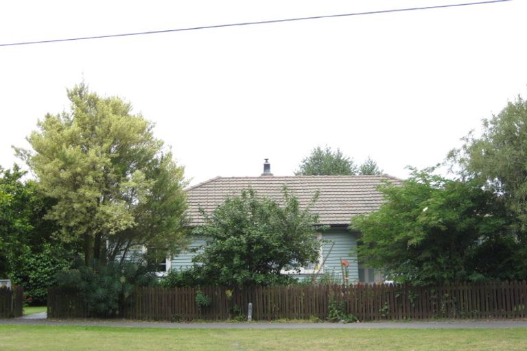 Photo of property in 908 Avonside Drive, Avondale, Christchurch, 8061