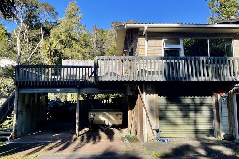 Photo of property in 148 Laingholm Drive, Laingholm, Auckland, 0604