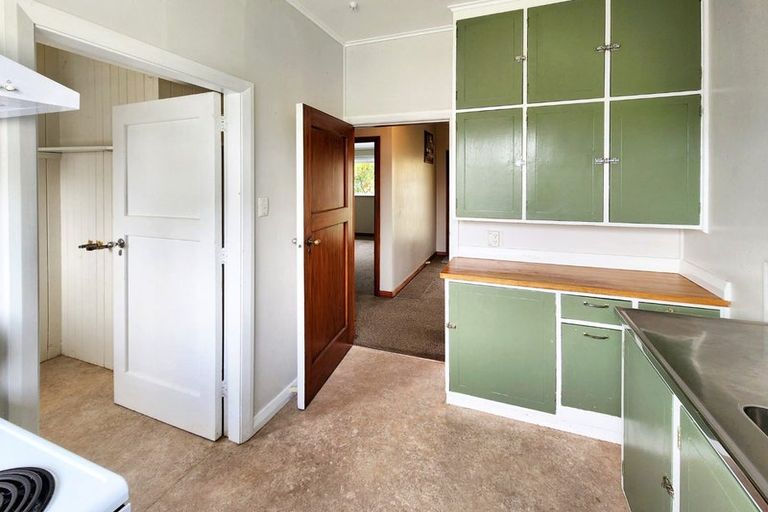 Photo of property in 11 Frickleton Grove, Waterloo, Lower Hutt, 5011