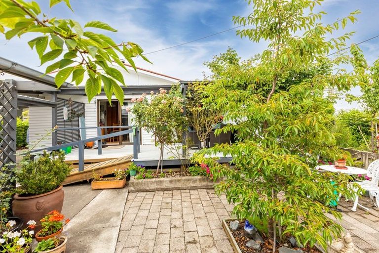Photo of property in 22 Woburn Street, Waipukurau, 4200