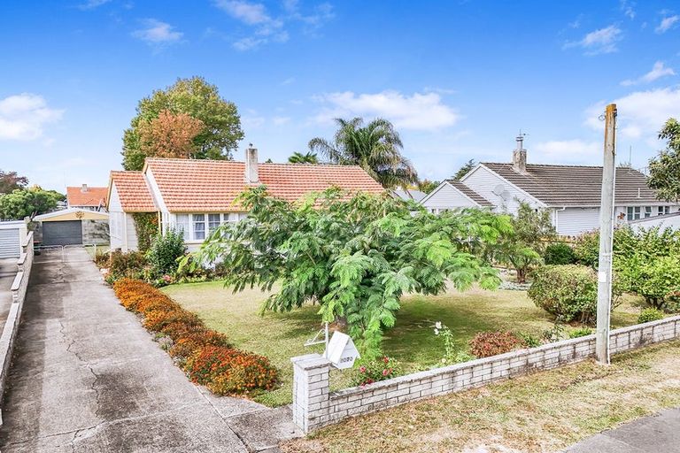 Photo of property in 1070 Heaphy Terrace, Fairfield, Hamilton, 3214