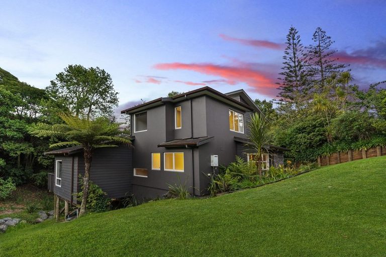 Photo of property in 25 Bemrose Place, Cockle Bay, Auckland, 2014