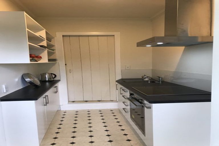 Photo of property in 10 Harrold Street, Highbury, Wellington, 6012