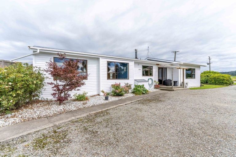 Photo of property in 35 Crowe Road, Springhills, Winton, 9781