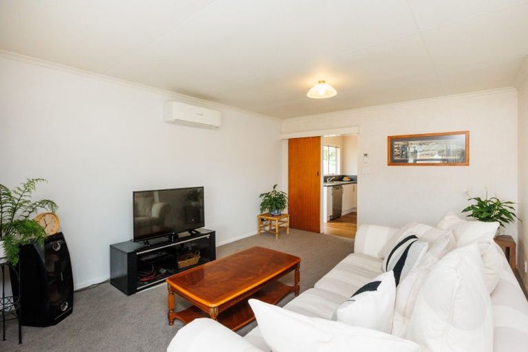 Photo of property in 22 Palliser Place, Milson, Palmerston North, 4414