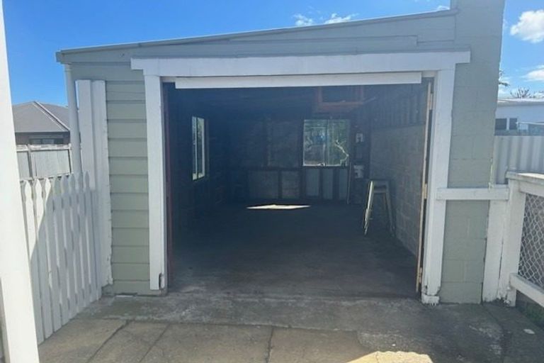 Photo of property in 29 Burns Street, South Dunedin, Dunedin, 9012